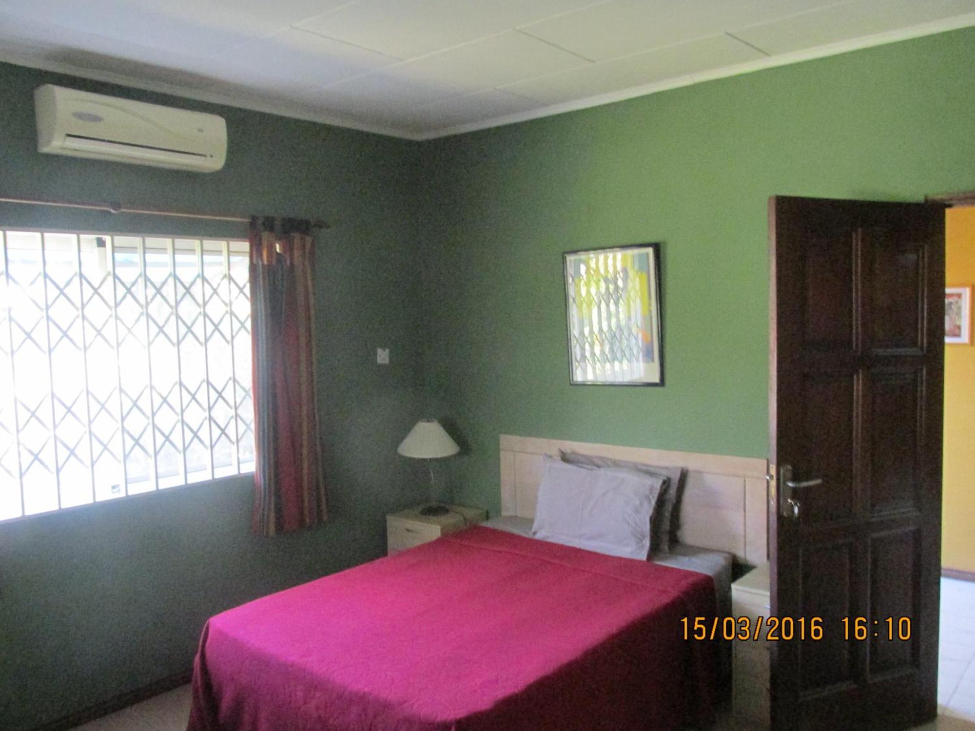 Jamaica Inn Guest House Botianaw Exteriér fotografie